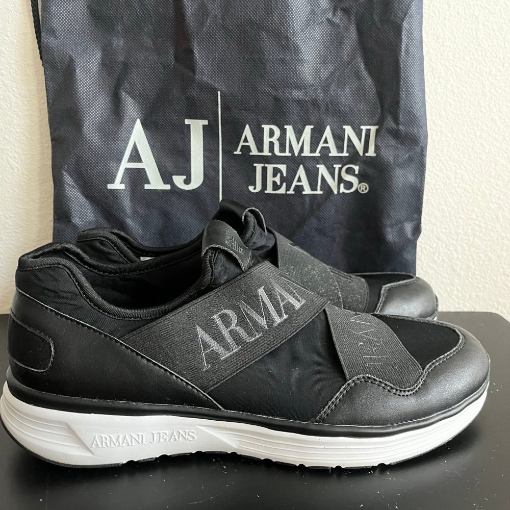 NWOT Armani Jean's Men's Black Elastic Runner Sneakers Shoes Size 8.5